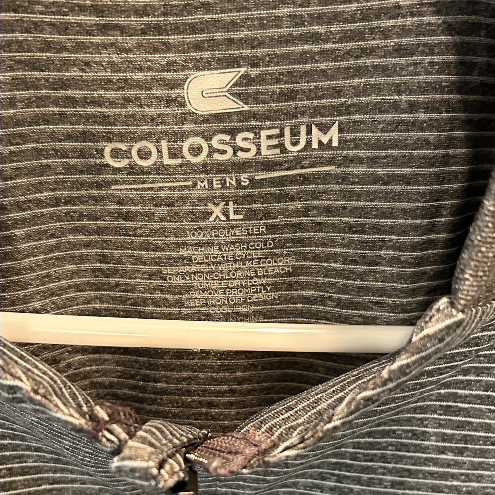Colosseum Men's Gray Striped Shirt XL
